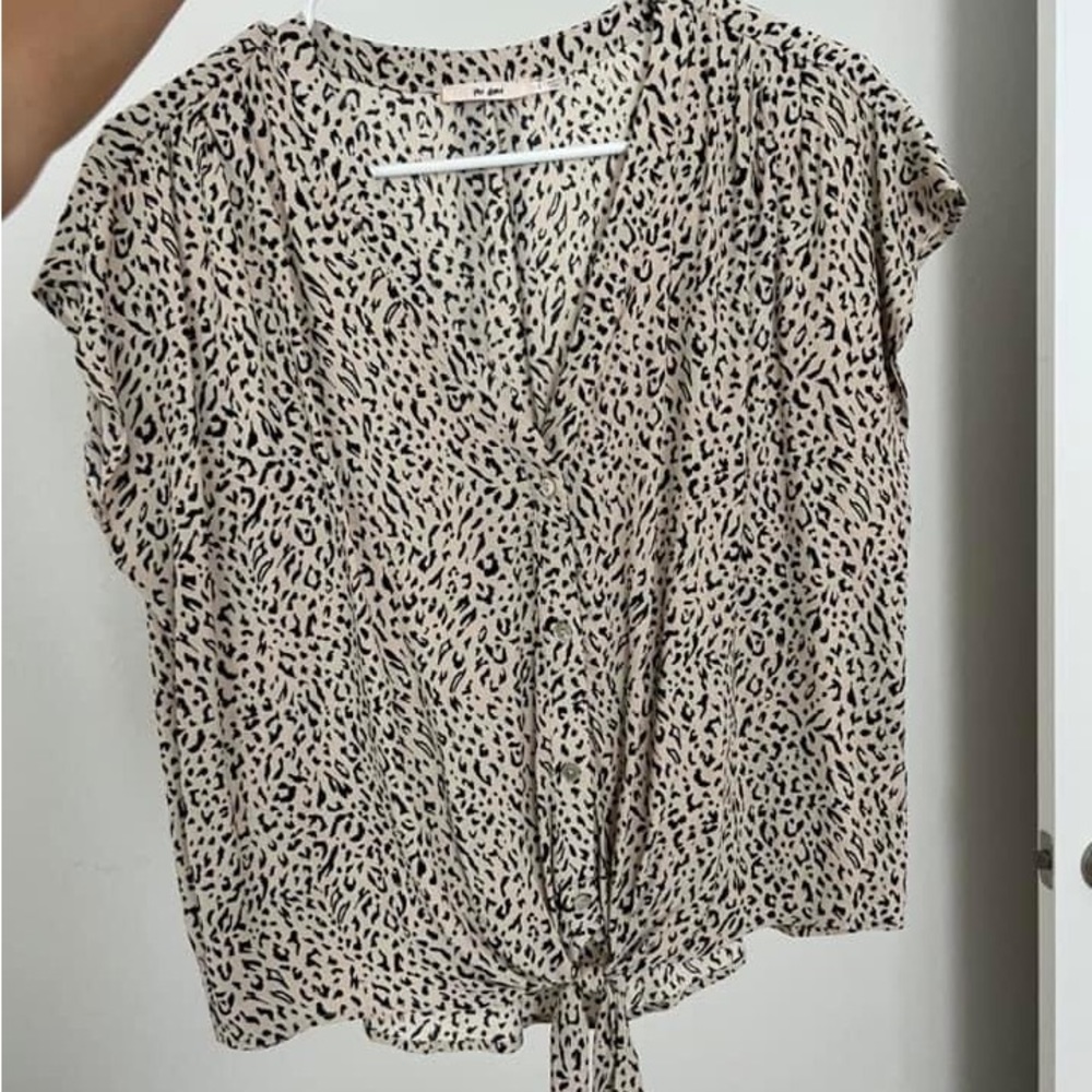 Button down animal print top - small
Like new
